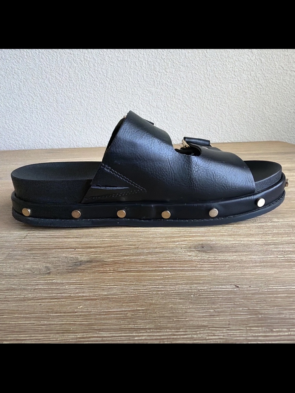 BCBG Platform Sandals  Generation Bamba Women's Size 9.5 Black with Gold Studs - Picture 3 of 12